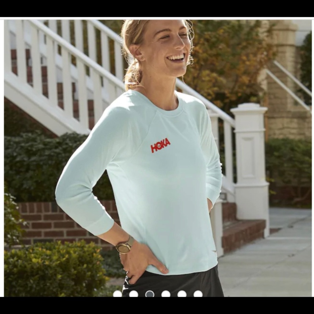 Hoka One One Women’s performance 3/4 sleeve Size Large NWT